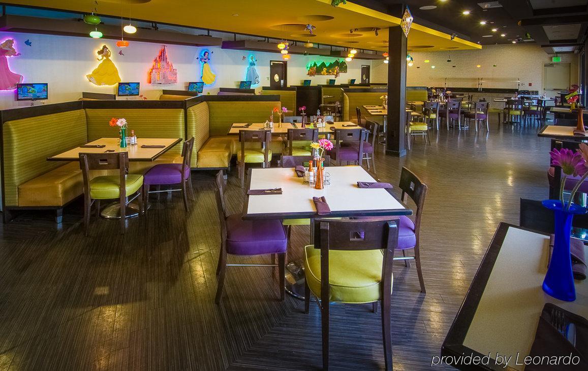 Holiday Inn Hotel & Suites Anaheim By Ihg Bagian luar foto