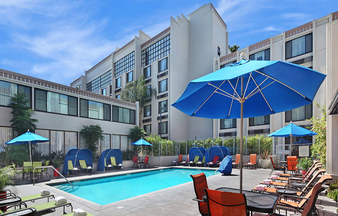 Holiday Inn Hotel & Suites Anaheim By Ihg Bagian luar foto